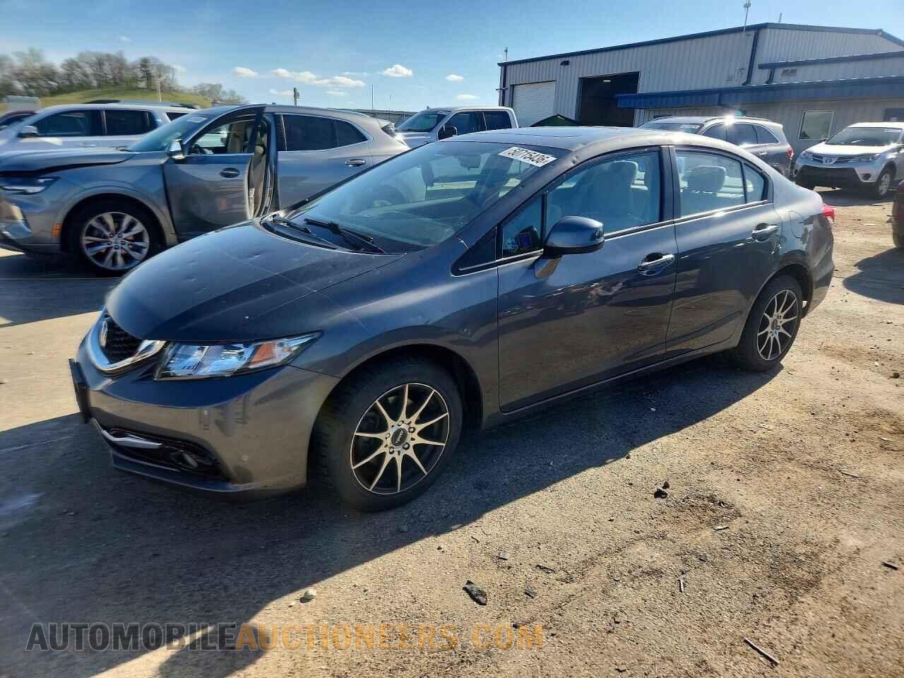 2HGFB2F93DH520217 HONDA CIVIC 2013