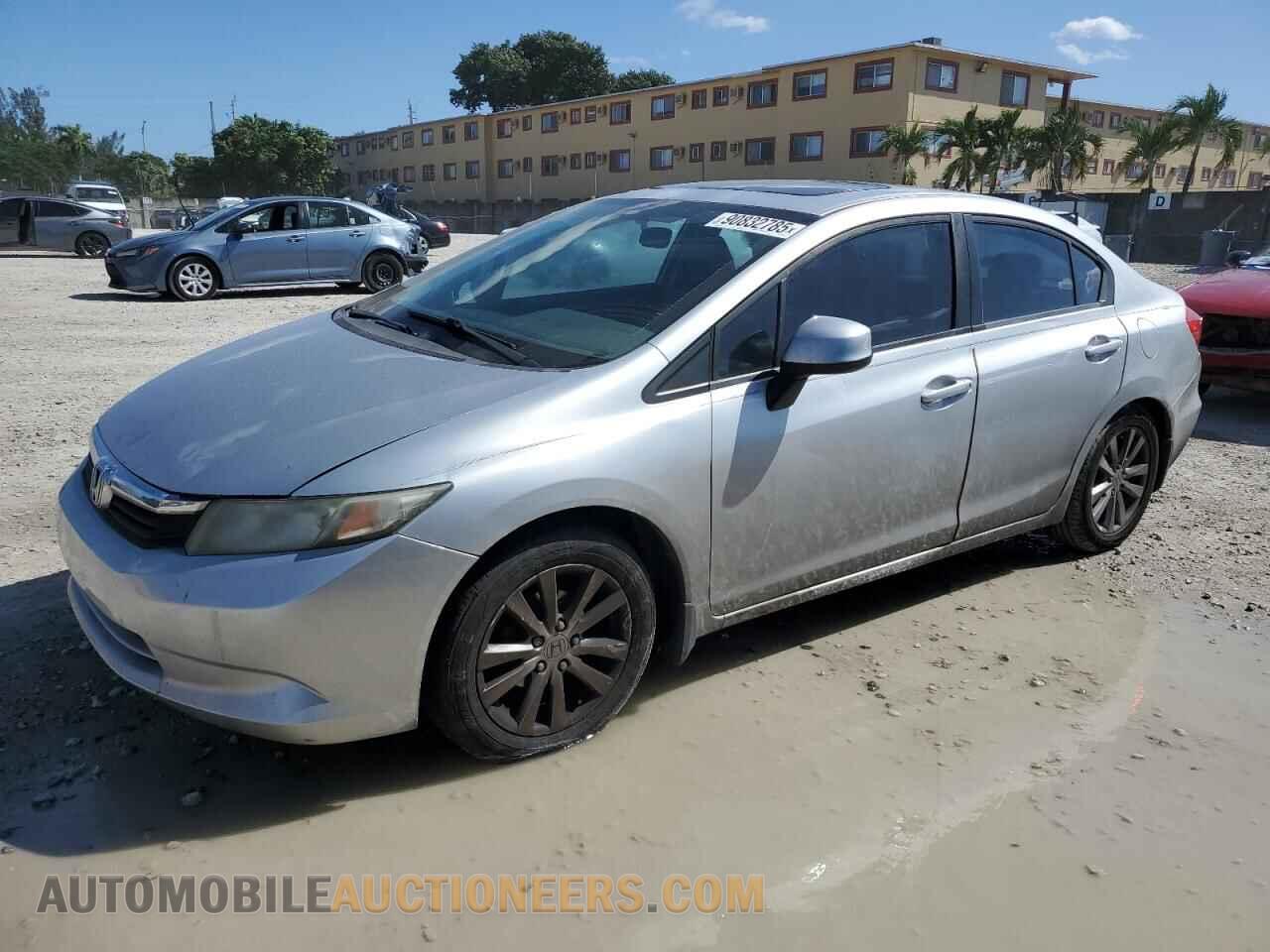 2HGFB2F98CH516632 HONDA CIVIC 2012