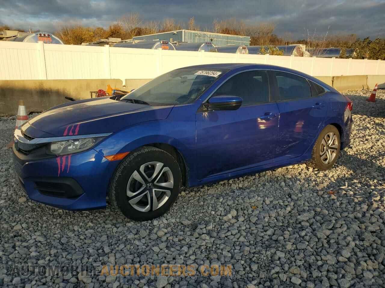 2HGFC2F50HH528811 HONDA CIVIC 2017
