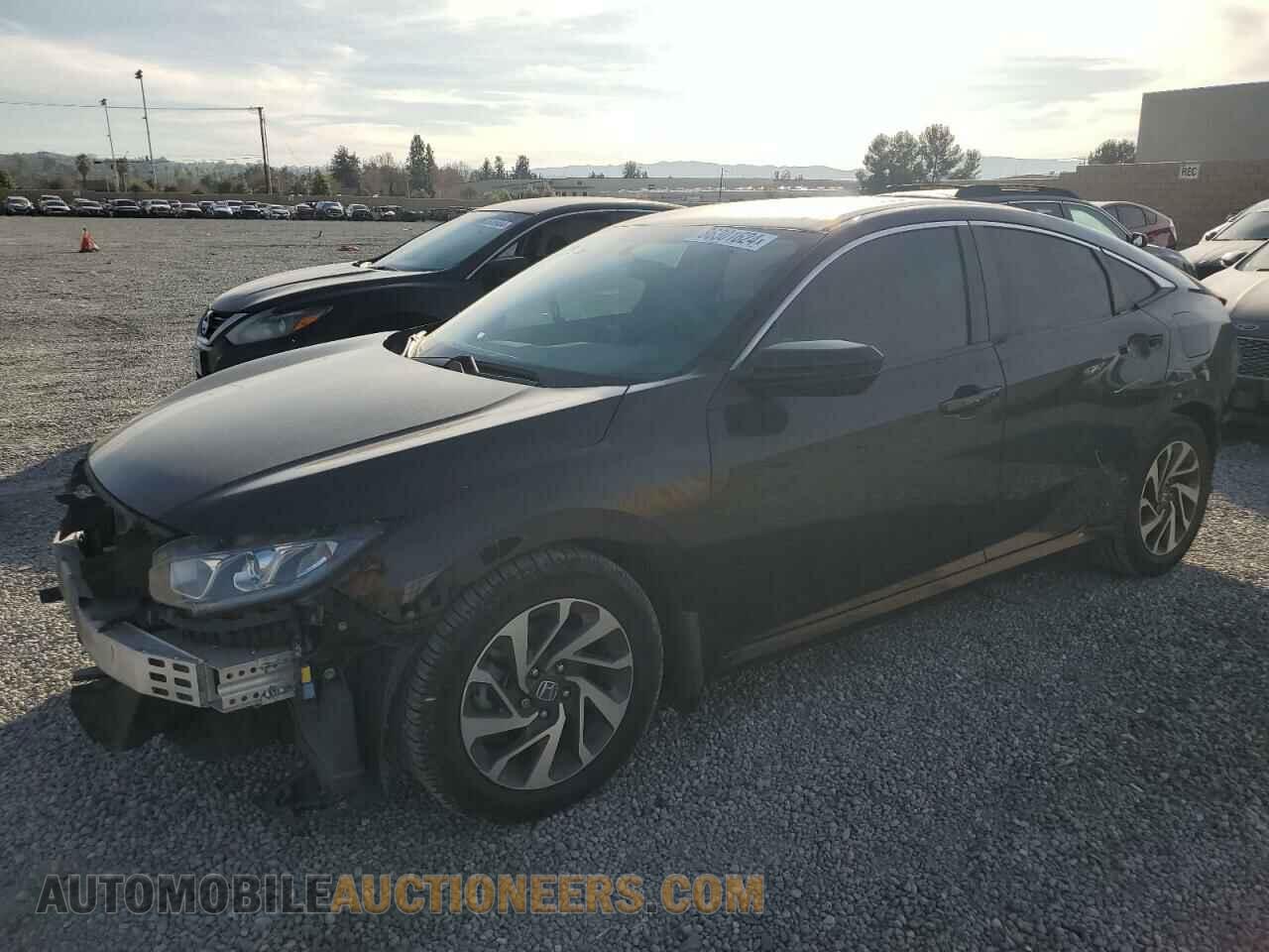2HGFC2F72HH500607 HONDA CIVIC 2017