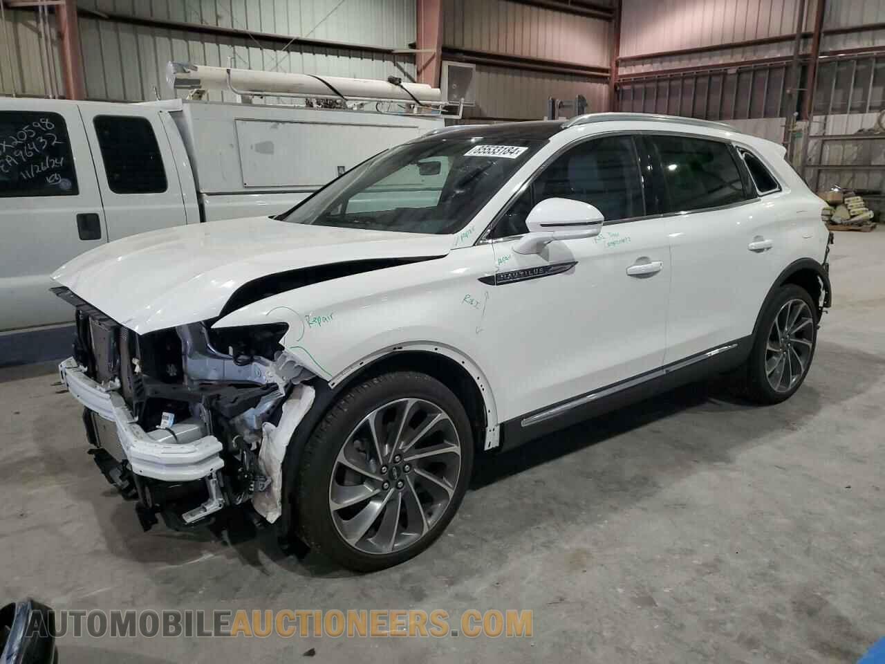 2LMPJ8KP0MBL02428 LINCOLN NAUTILUS 2021