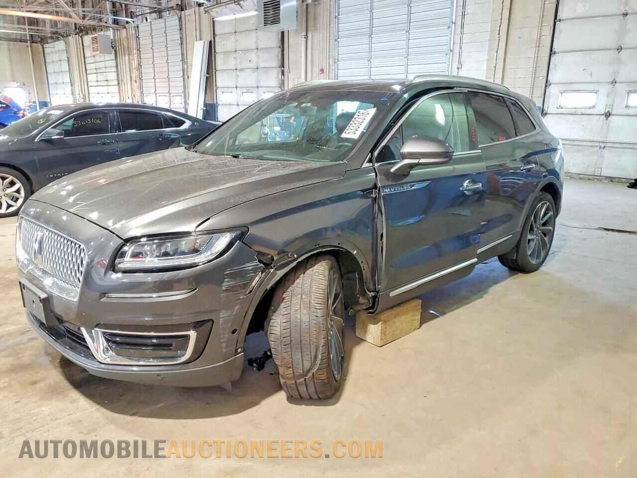 2LMPJ8LP2KBL18352 LINCOLN NAUTILUS 2019