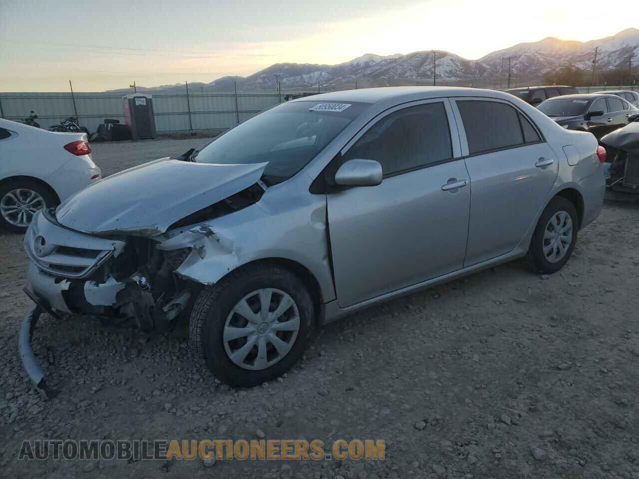 2T1BU4EE7DC962879 TOYOTA COROLLA 2013