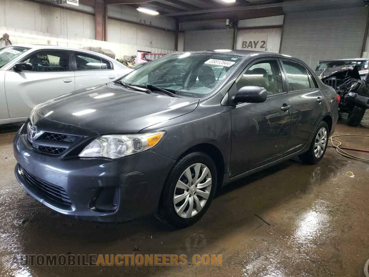 2T1BU4EEXCC856005 TOYOTA COROLLA 2012