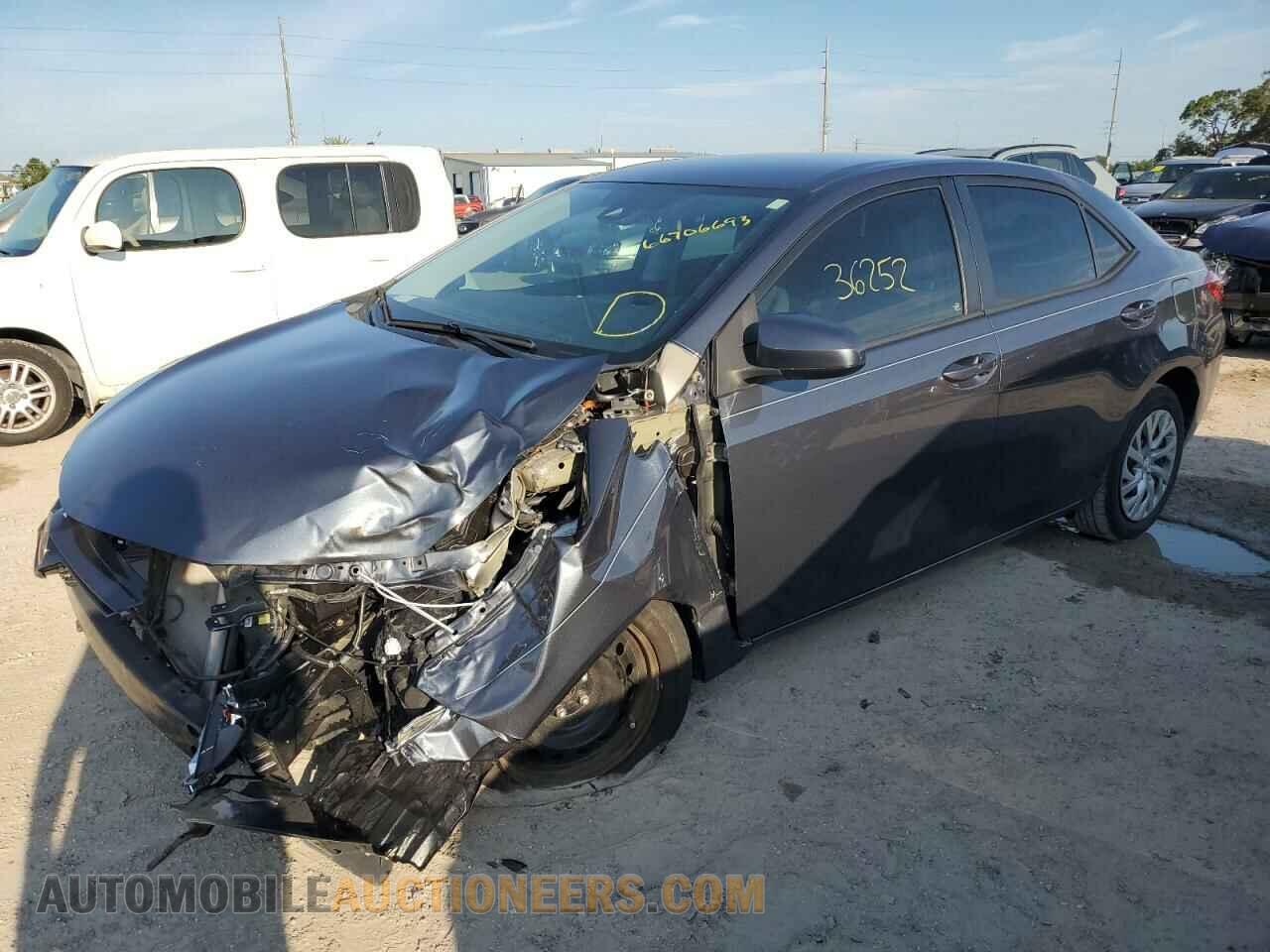 2T1BURHE4HC823968 TOYOTA COROLLA 2017