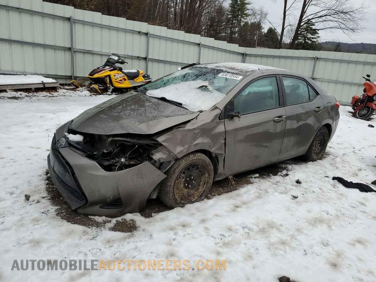 2T1BURHE4JC056824 TOYOTA COROLLA 2018