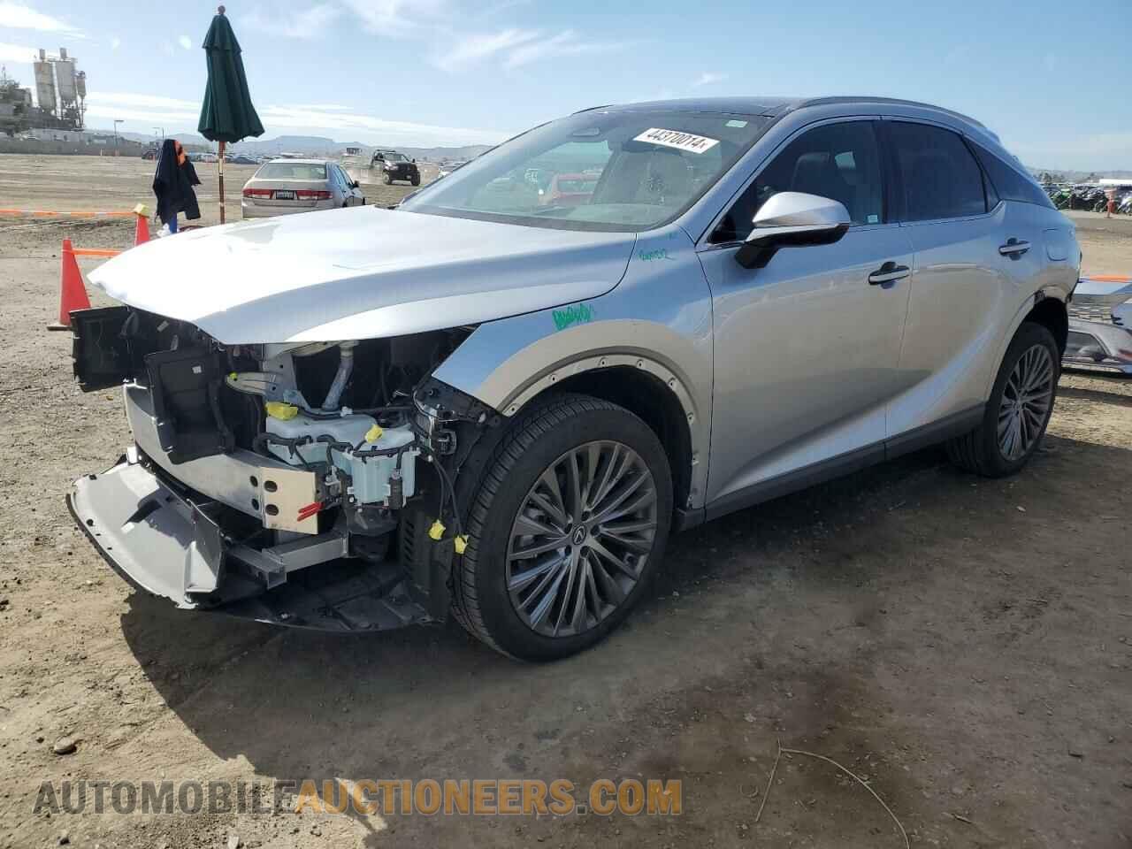 2T2BAMBA0PC007240 LEXUS RX350 2023