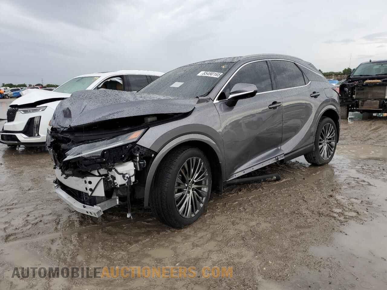2T2BAMBA9PC007981 LEXUS RX350 2023