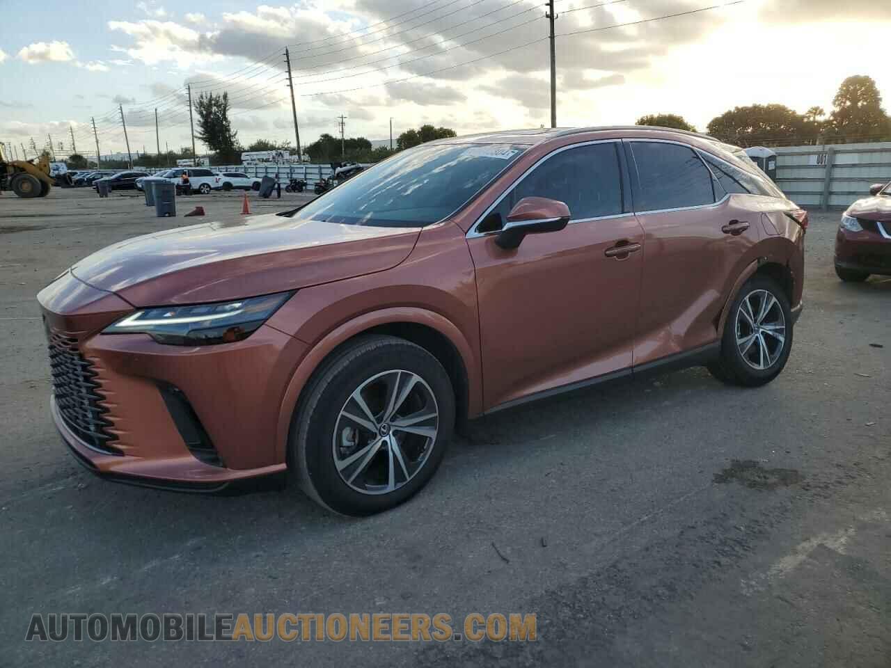 2T2BAMBAXRC041222 LEXUS RX350 2024