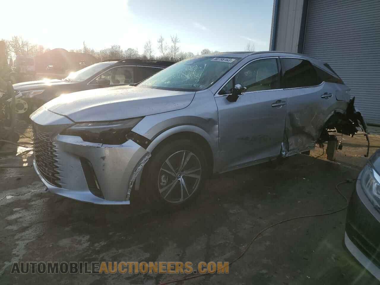 2T2BAMCA0PC021704 LEXUS RX350 2023