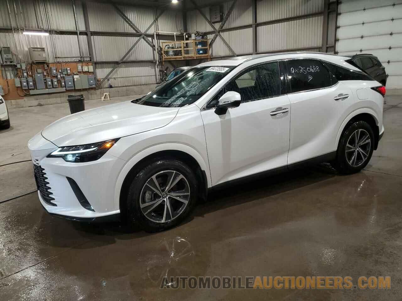 2T2BBMCA8RC039156 LEXUS RX 350H BA 2024