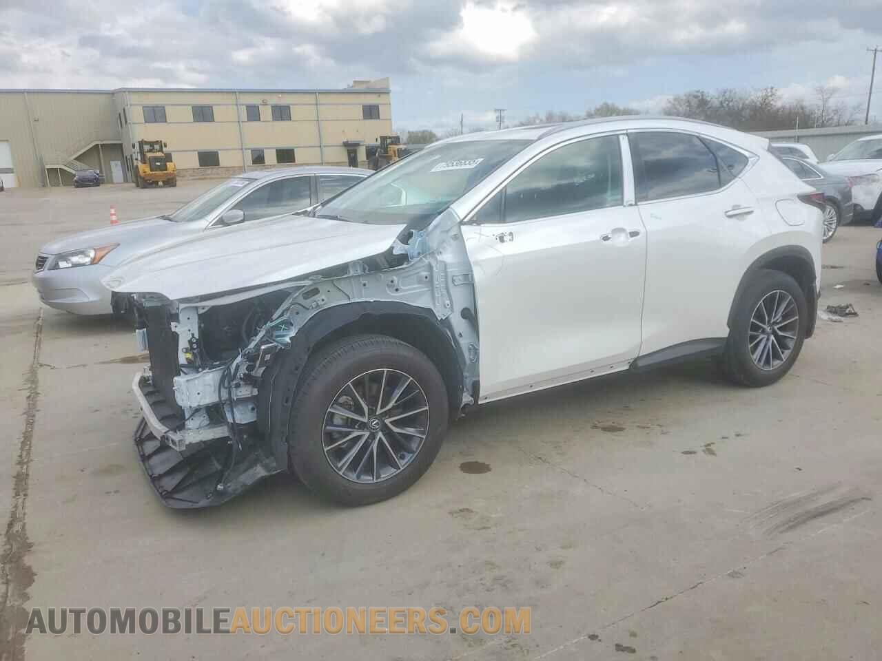 2T2GDCAZ3SC030180 LEXUS NX 2025