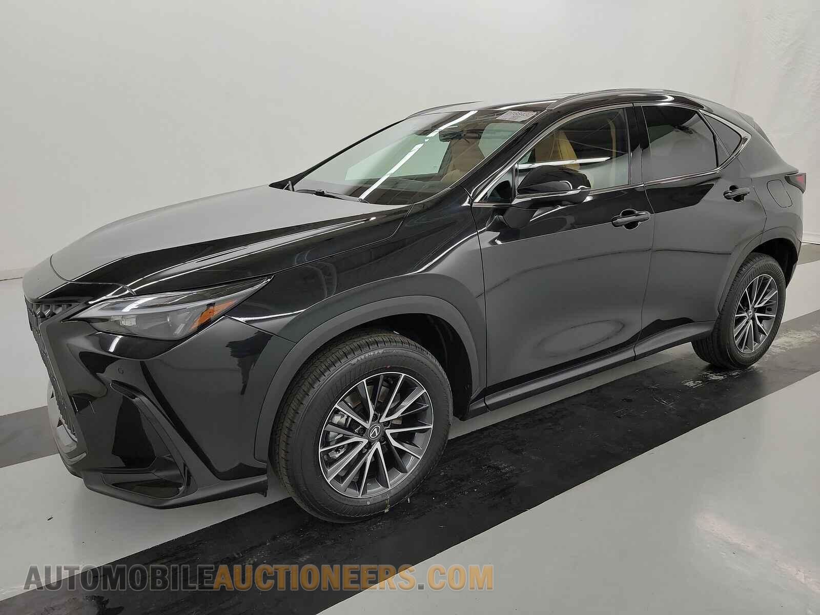 2T2GGCEZ8RC036634 Lexus NX 2024