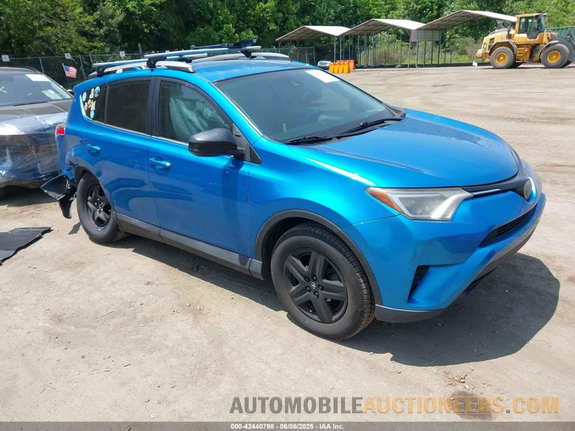 2T3BFREV8HW543538 TOYOTA RAV4 2017