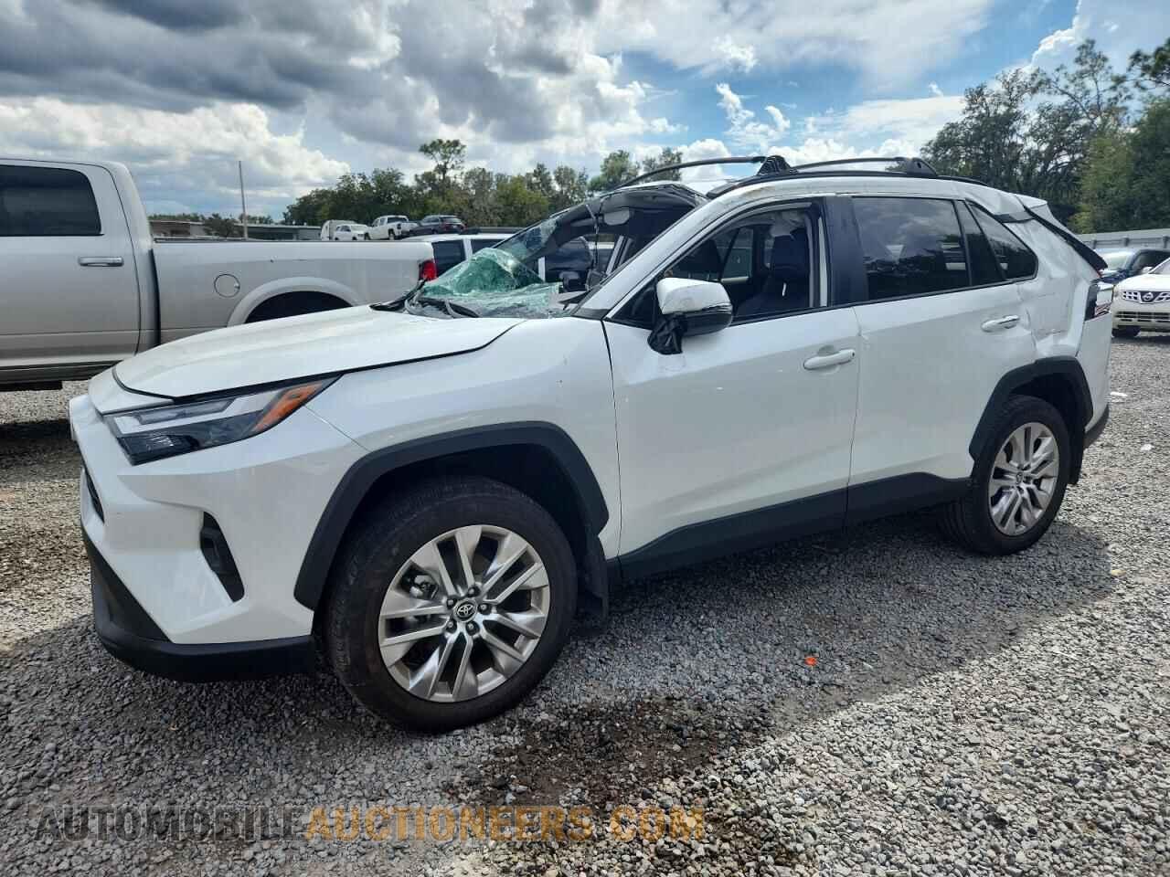 2T3C1RFV3SW367734 TOYOTA RAV4 2025
