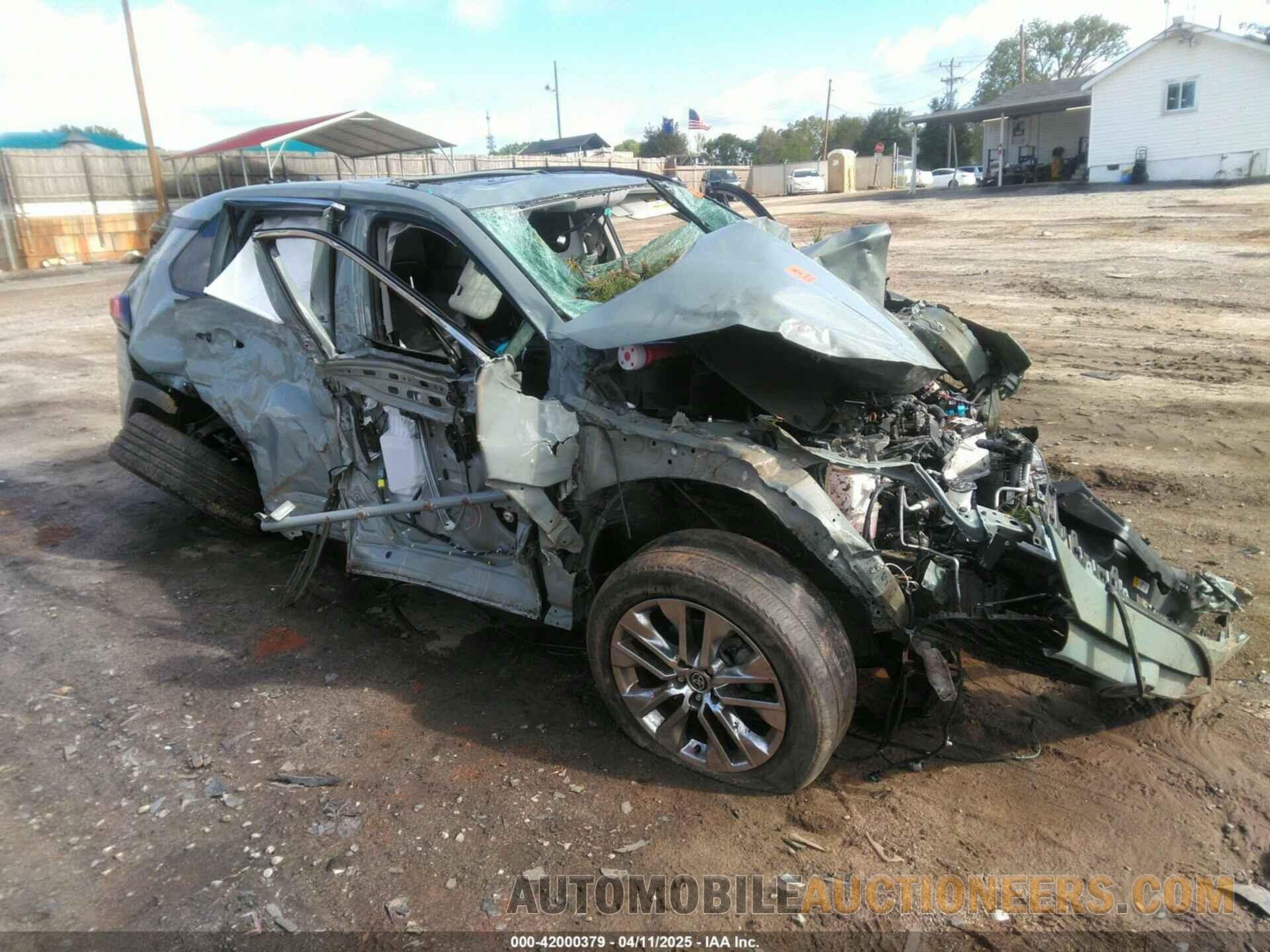 2T3C1RFV7MW173629 TOYOTA RAV4 2021