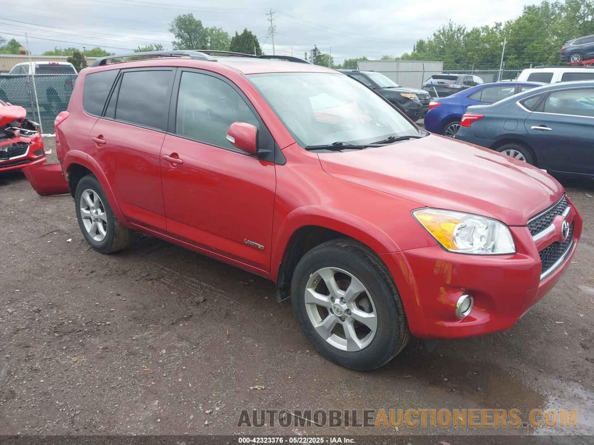 2T3DF4DV3BW092801 TOYOTA RAV4 2011