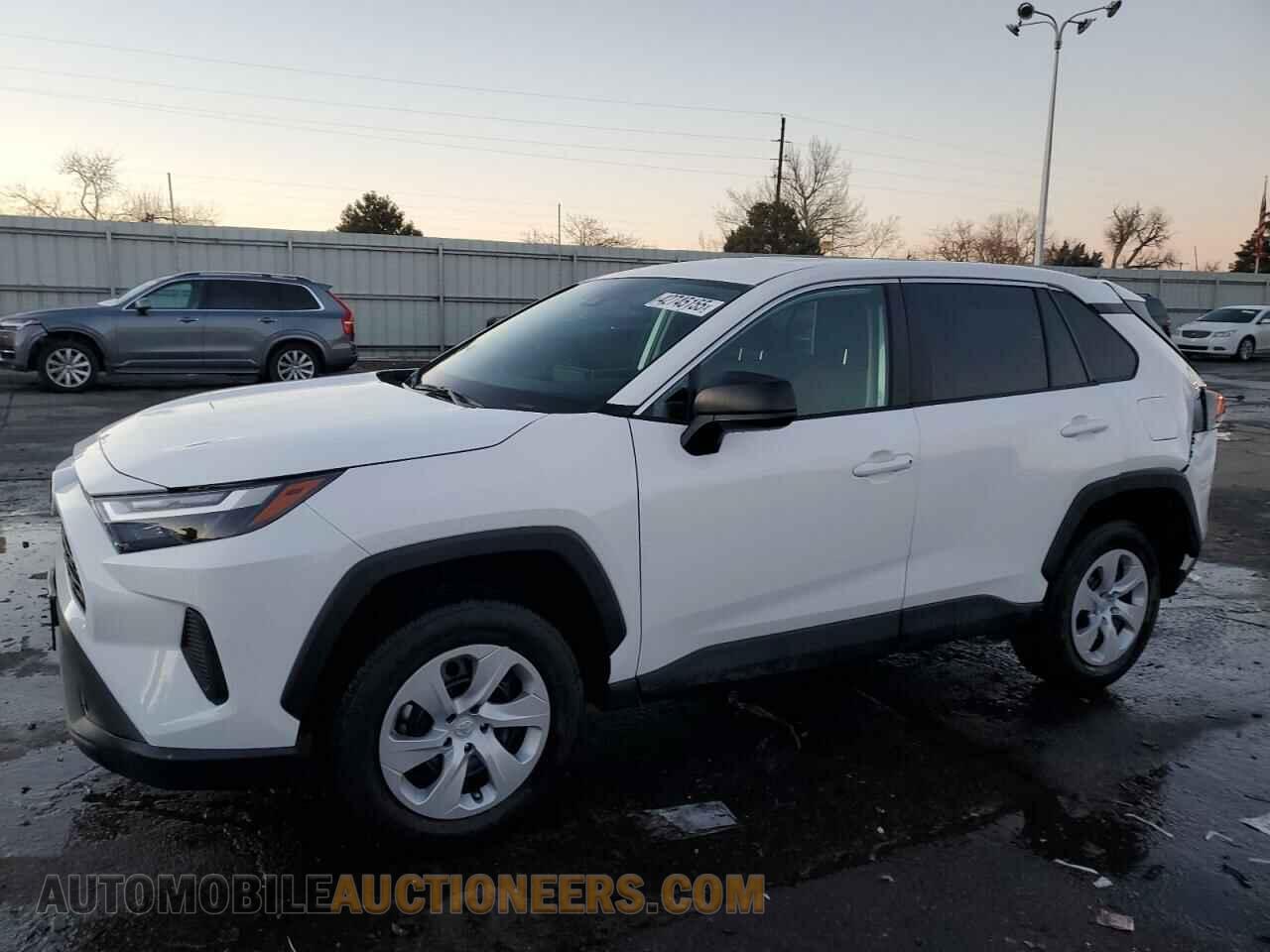 2T3F1RFV2RC486514 TOYOTA RAV4 2024