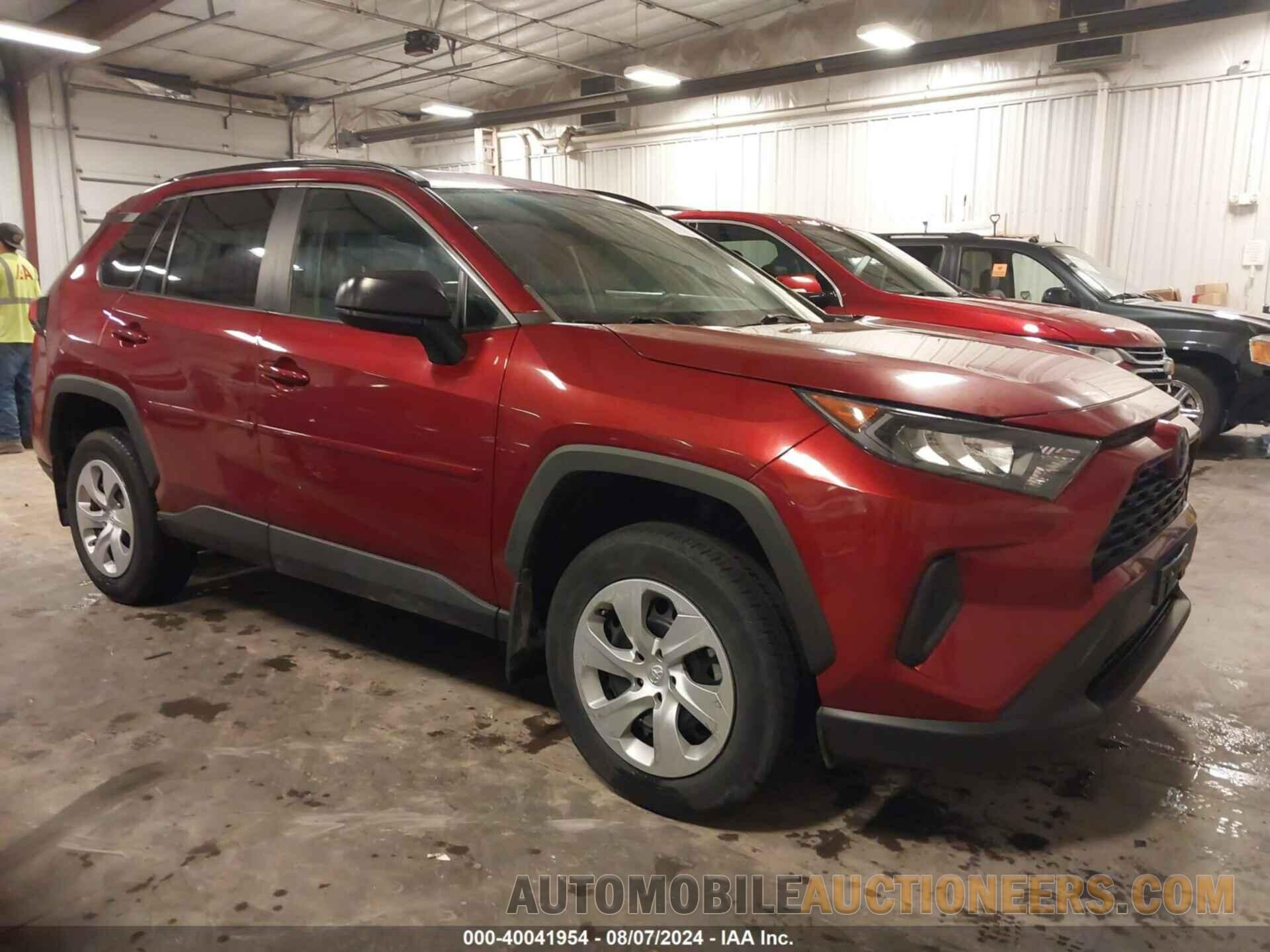 2T3F1RFV8MW142158 TOYOTA RAV4 2021