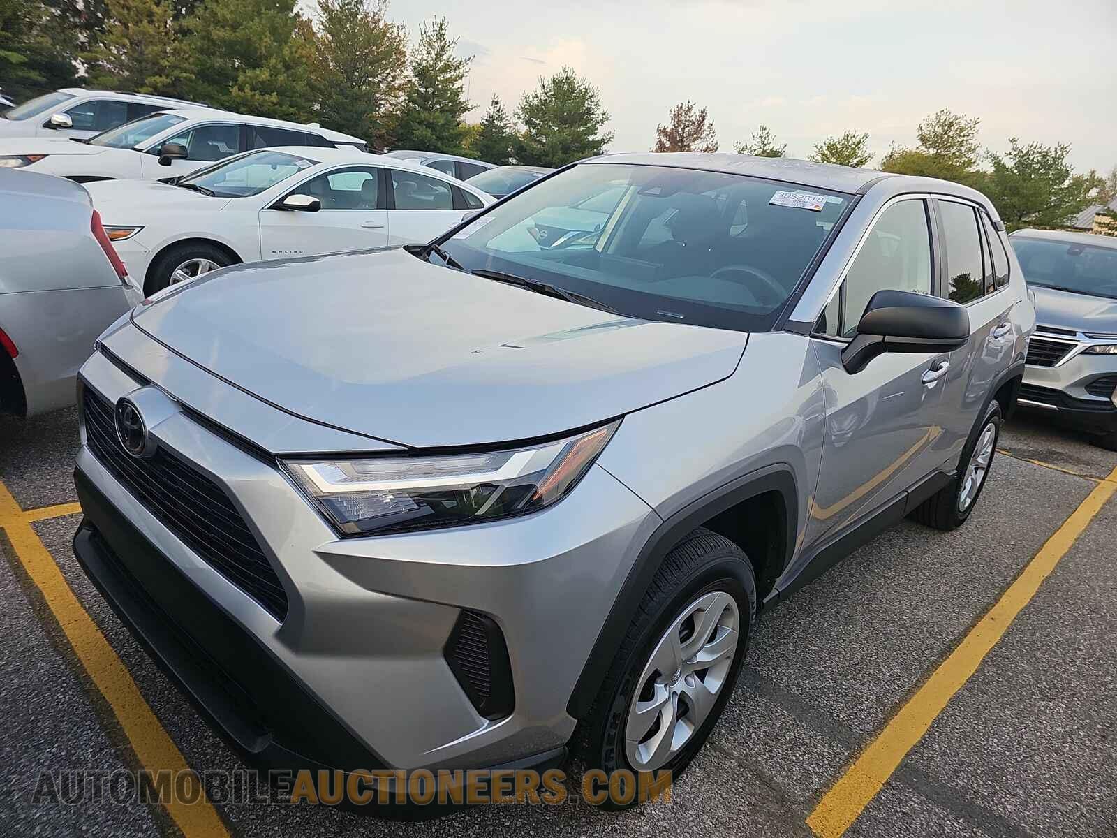 2T3H1RFV0RC271237 Toyota RAV4 2024
