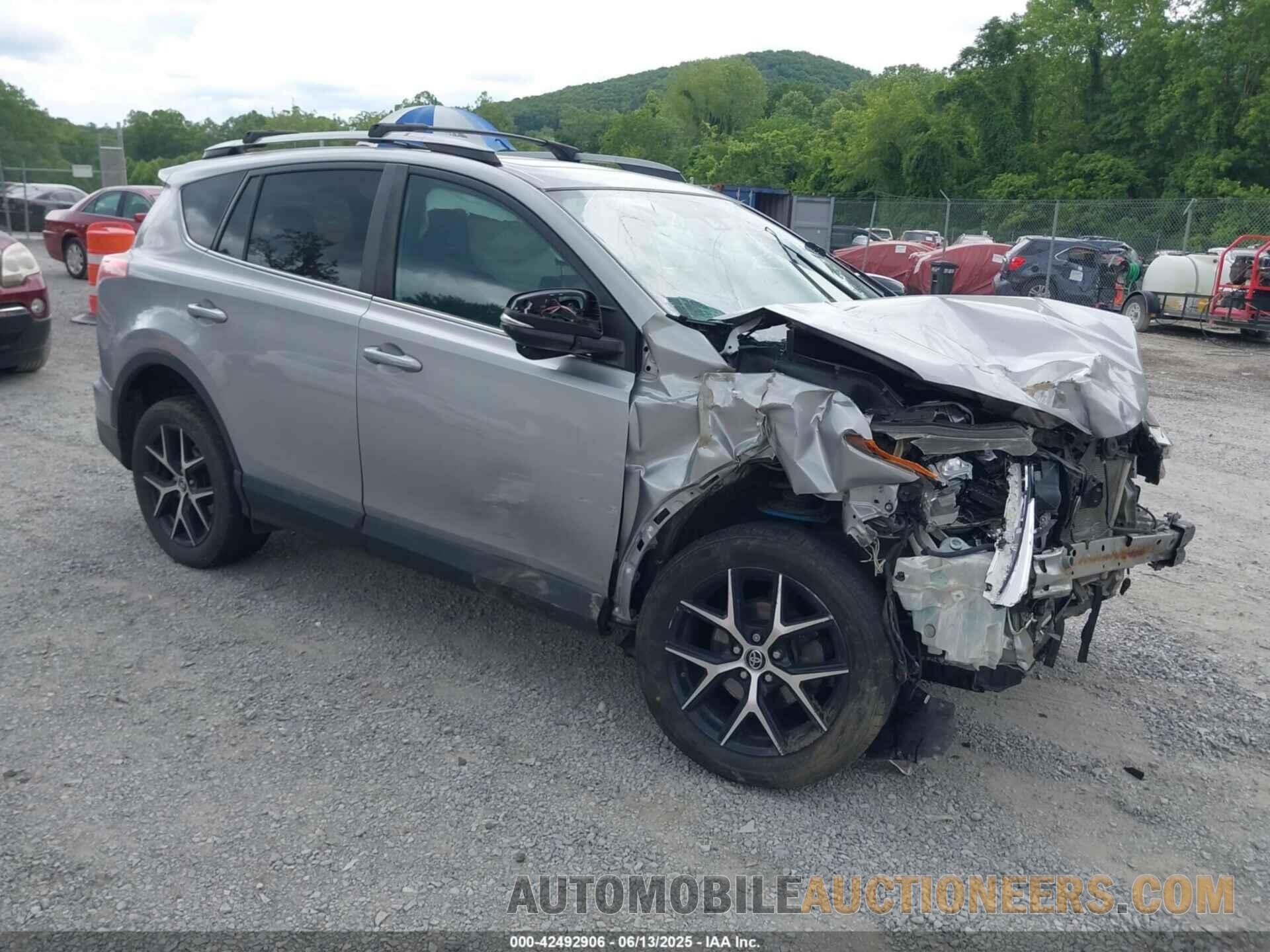 2T3JFREV7HW568488 TOYOTA RAV4 2017