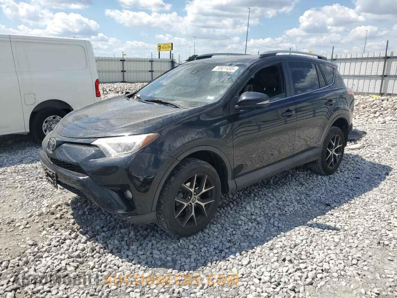 2T3JFREV7HW612666 TOYOTA RAV4 2017