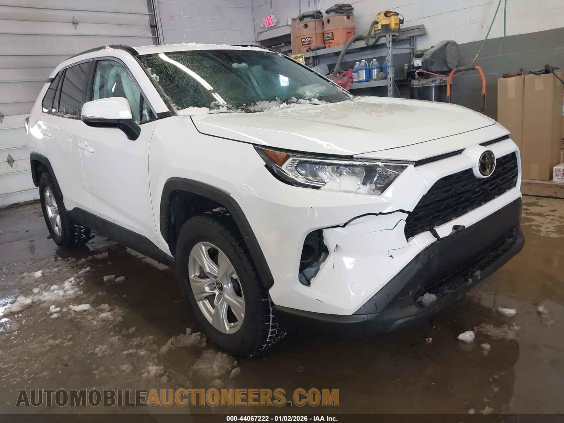 2T3P1RFV2MC243136 TOYOTA RAV4 2021