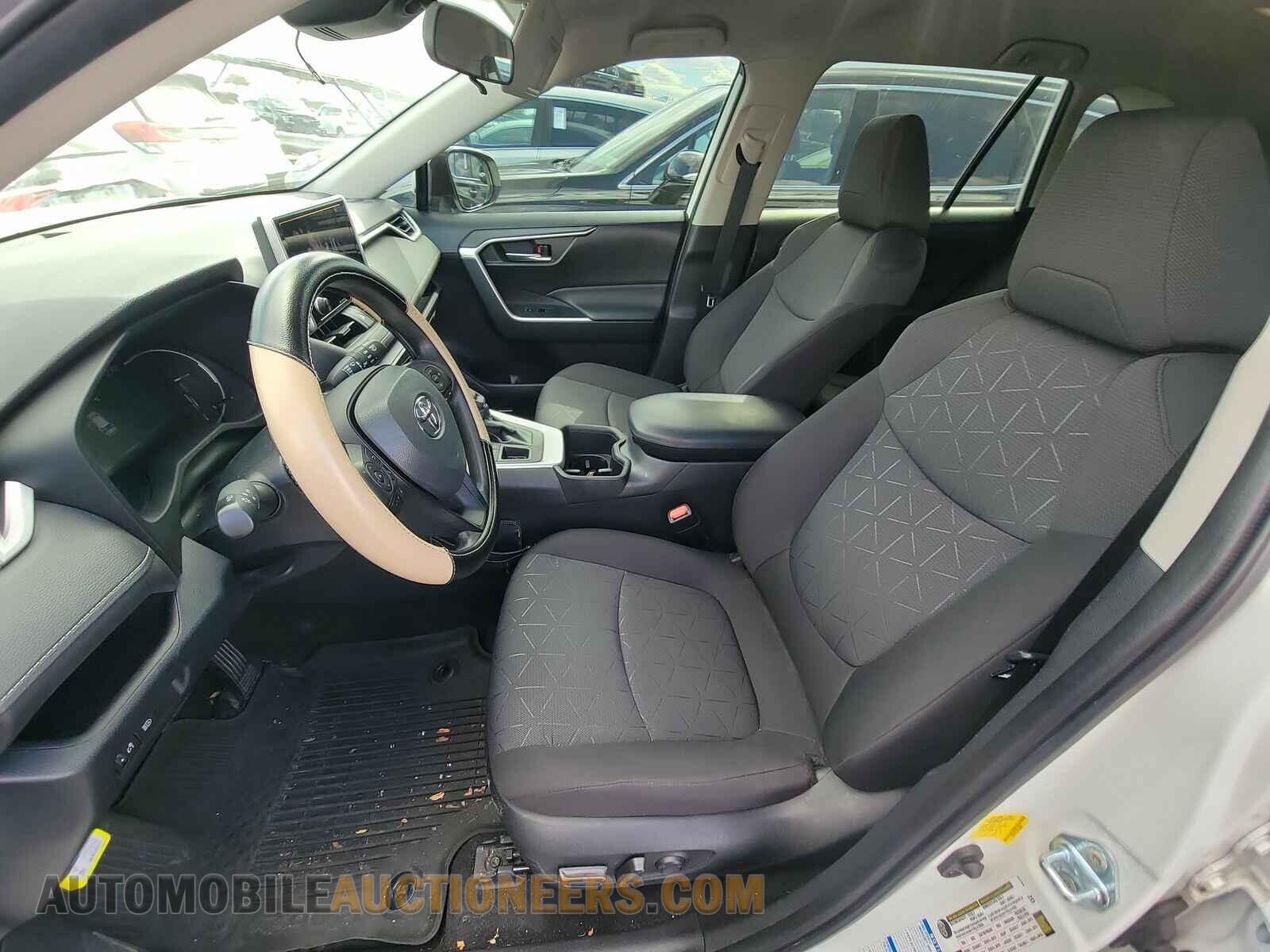 2T3P1RFV3PC330595 Toyota RAV4 2023