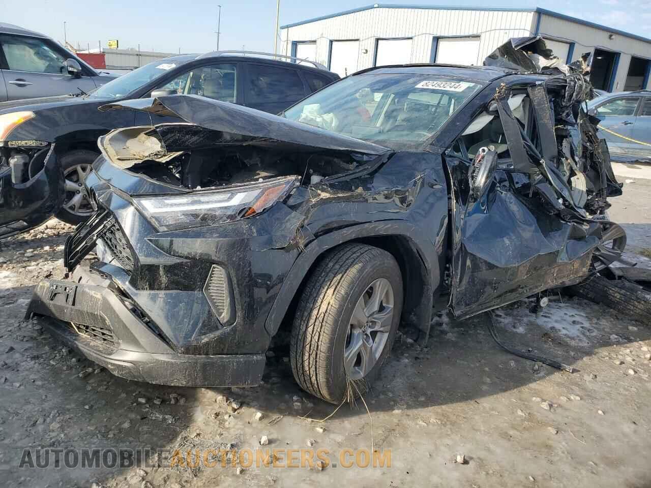 2T3P1RFV8RW472913 TOYOTA RAV4 2024