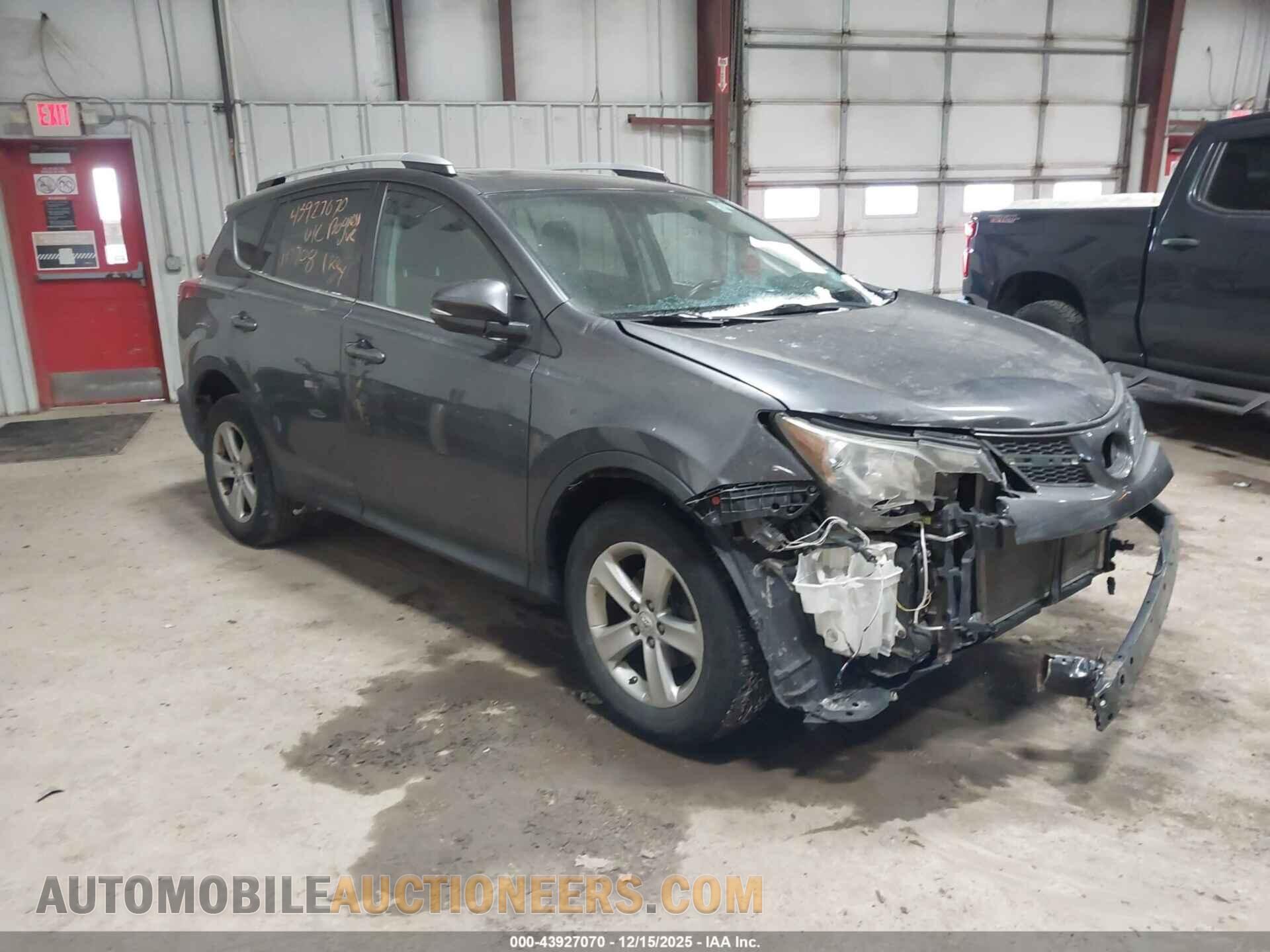 2T3RFREV0DW110708 TOYOTA RAV4 2013