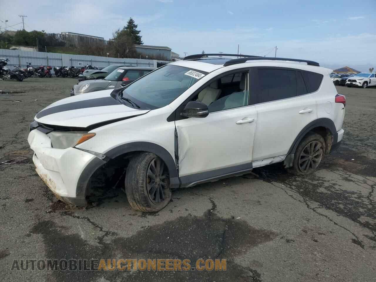 2T3RFREV0JW711855 TOYOTA RAV4 2018