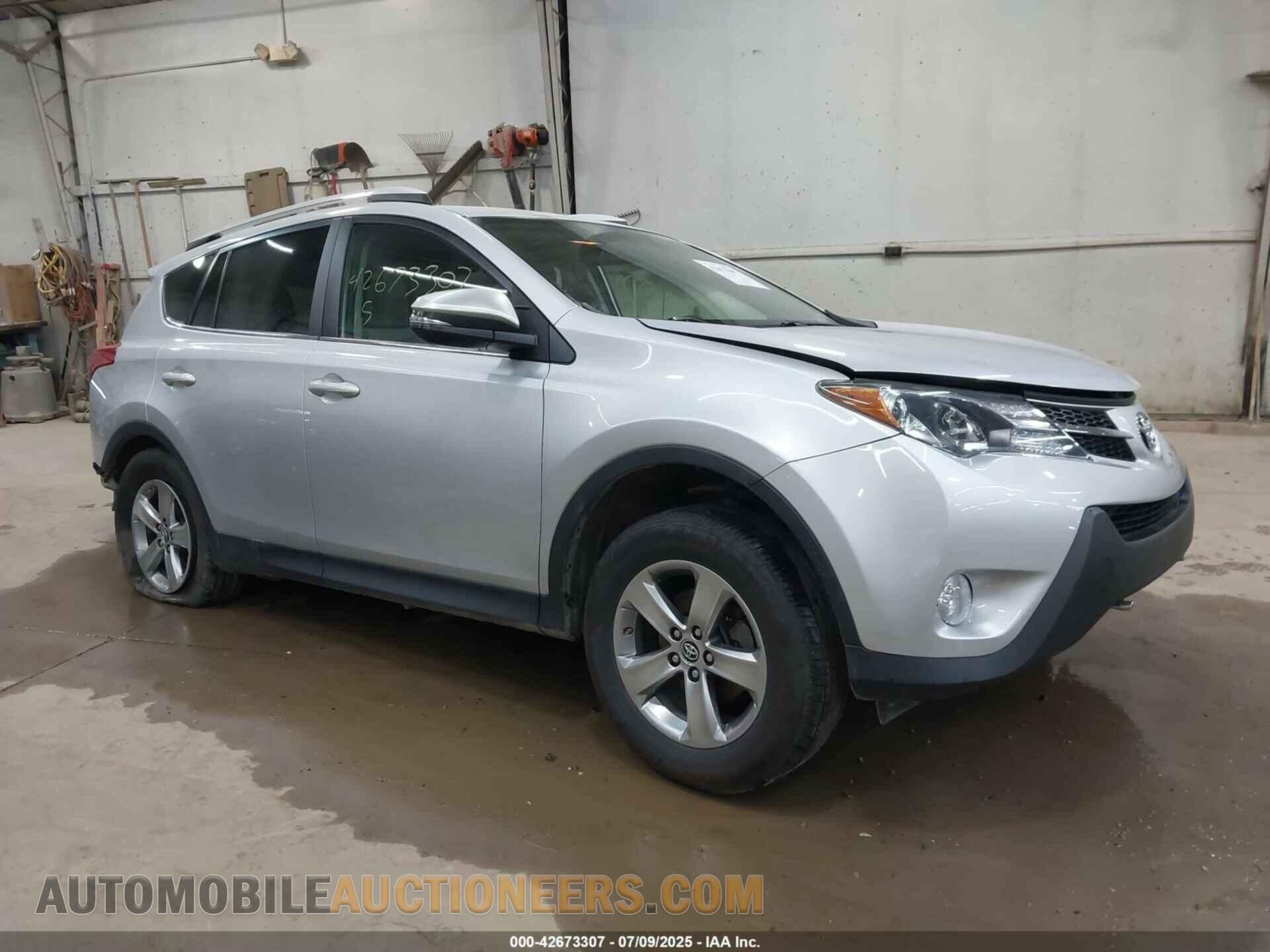 2T3RFREV2FW239925 TOYOTA RAV4 2015