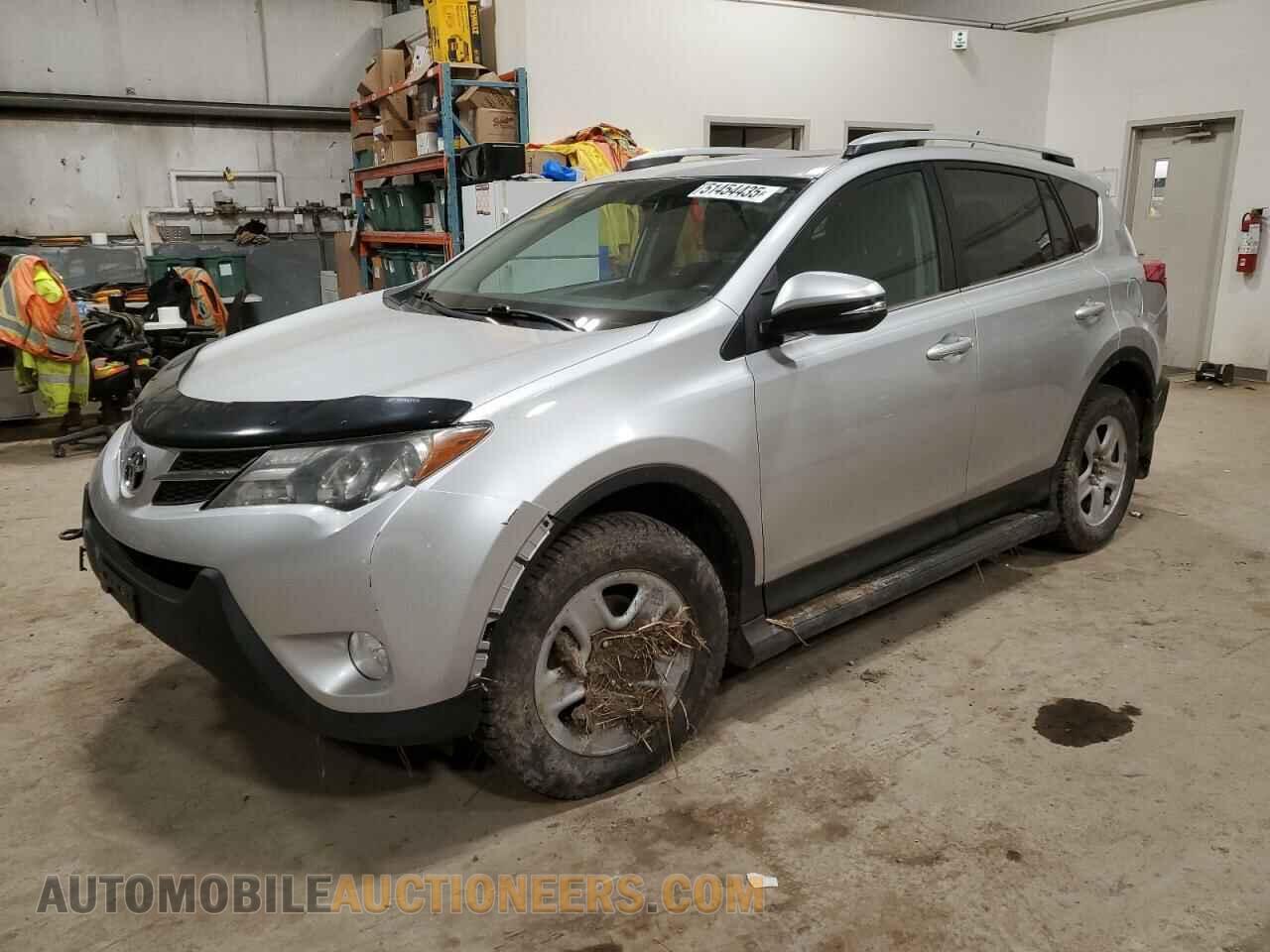 2T3RFREV3FW398677 TOYOTA RAV4 2015