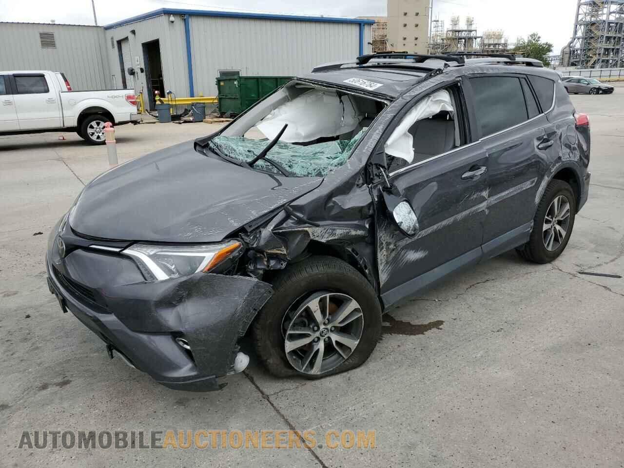 2T3RFREV3JW743473 TOYOTA RAV4 2018