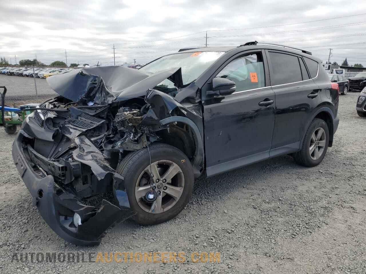 2T3RFREV5FW398695 TOYOTA RAV4 2015