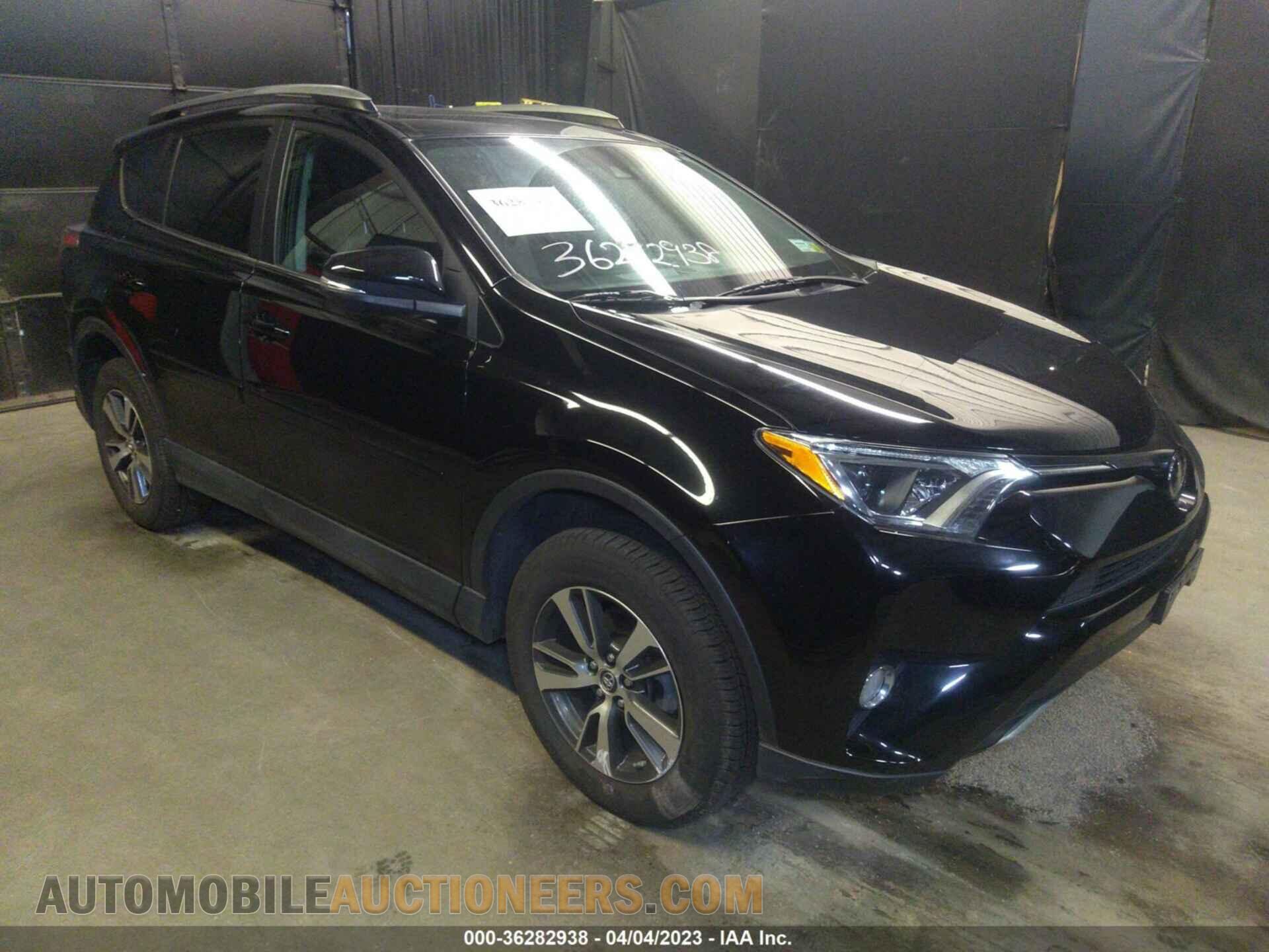 2T3RFREV7JW818921 TOYOTA RAV4 2018