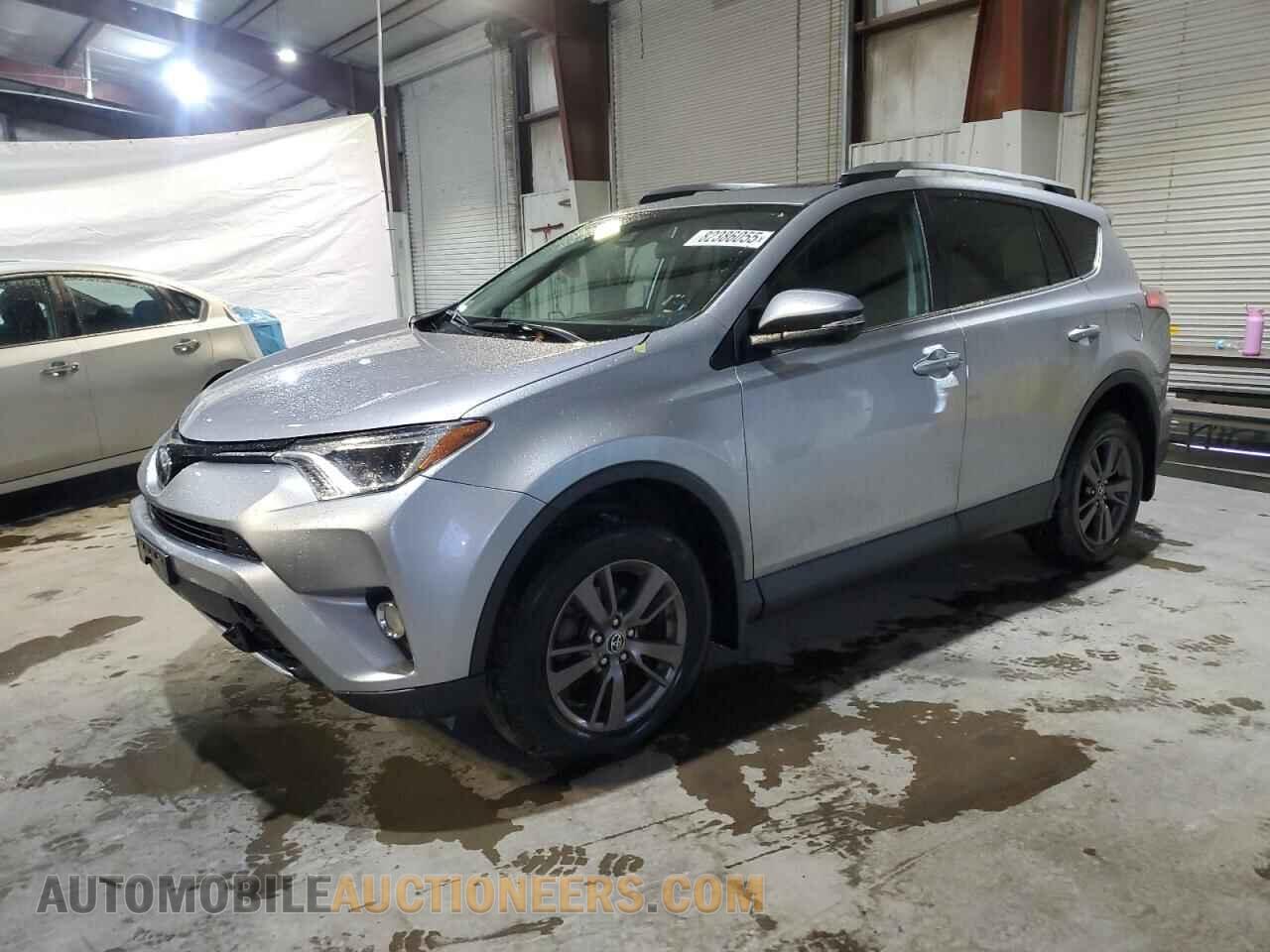 2T3RFREV9HW558564 TOYOTA RAV4 2017