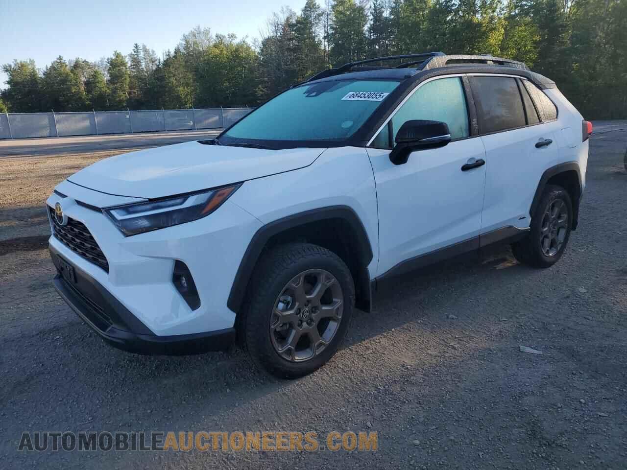 2T3RWRFV6SW289526 TOYOTA RAV4 2025