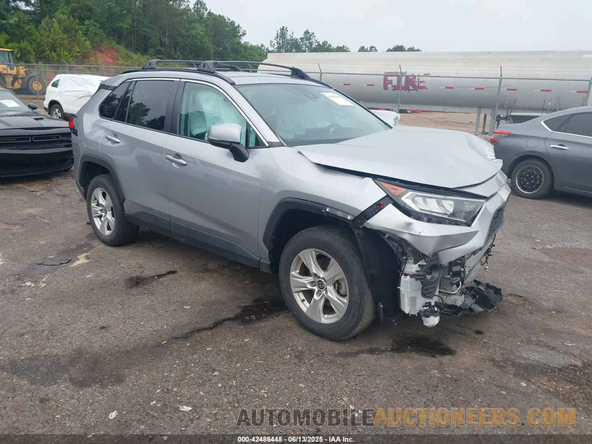2T3W1RFV1MC144190 TOYOTA RAV4 2021