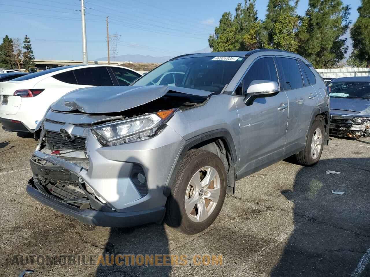 2T3W1RFV2KC028963 TOYOTA RAV4 2019