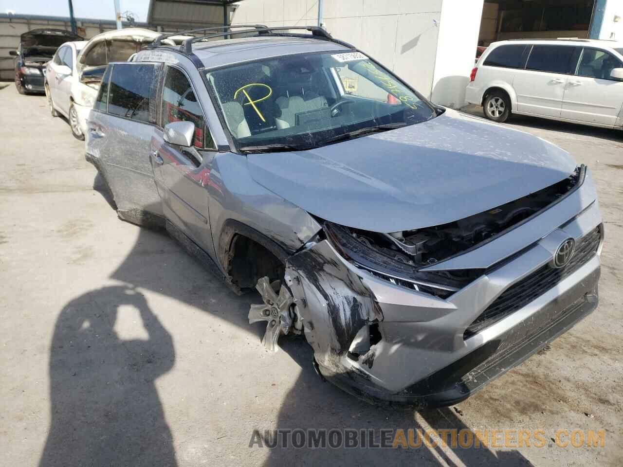 2T3W1RFV2LW086278 TOYOTA RAV4 2020