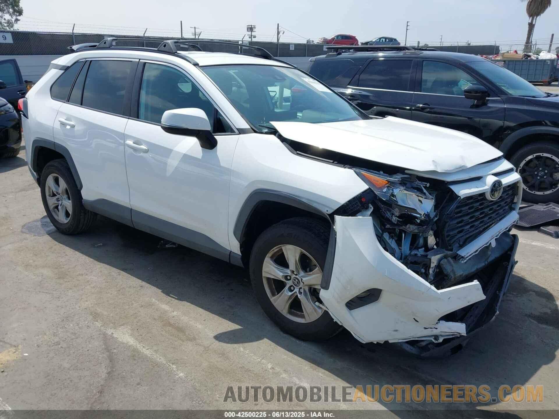 2T3W1RFV2LW097703 TOYOTA RAV4 2020