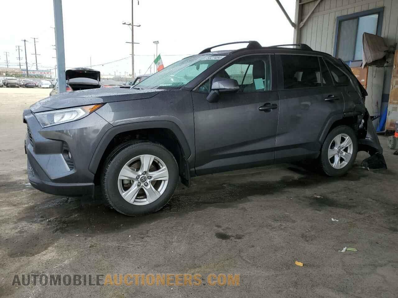 2T3W1RFV2MC134431 TOYOTA RAV4 2021