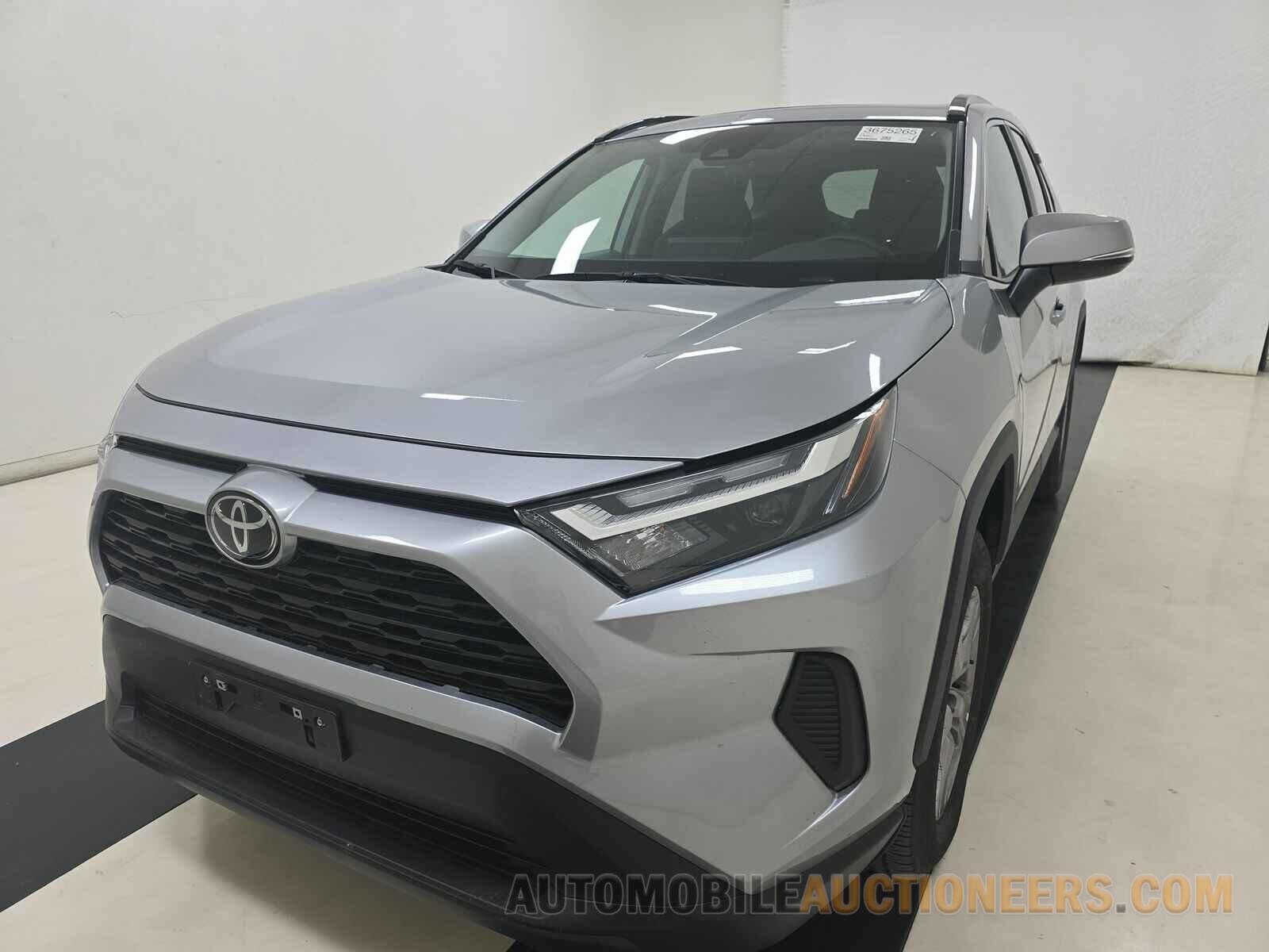 2T3W1RFV2PC238390 Toyota RAV4 2023