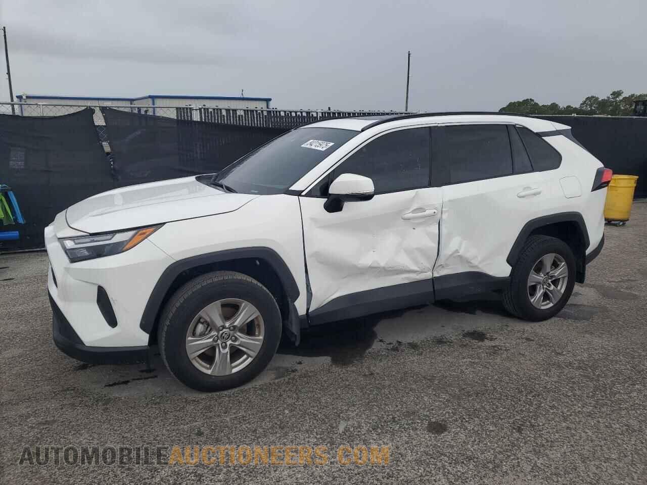 2T3W1RFV2SW368595 TOYOTA RAV4 2025
