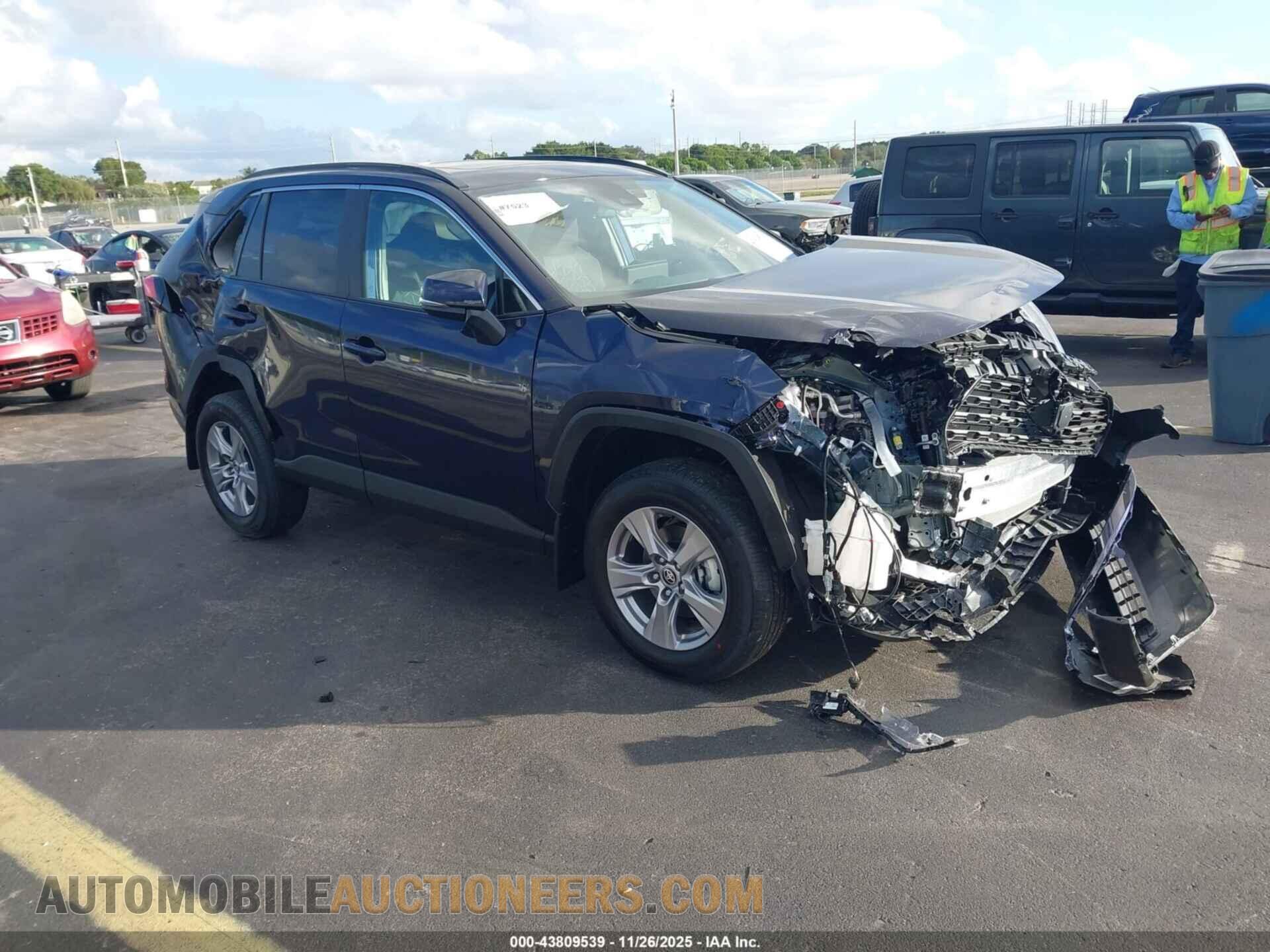 2T3W1RFV2SW435535 TOYOTA RAV4 2025