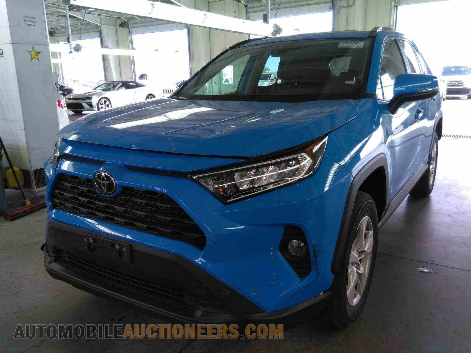 2T3W1RFV6MW104721 Toyota RAV4 2021