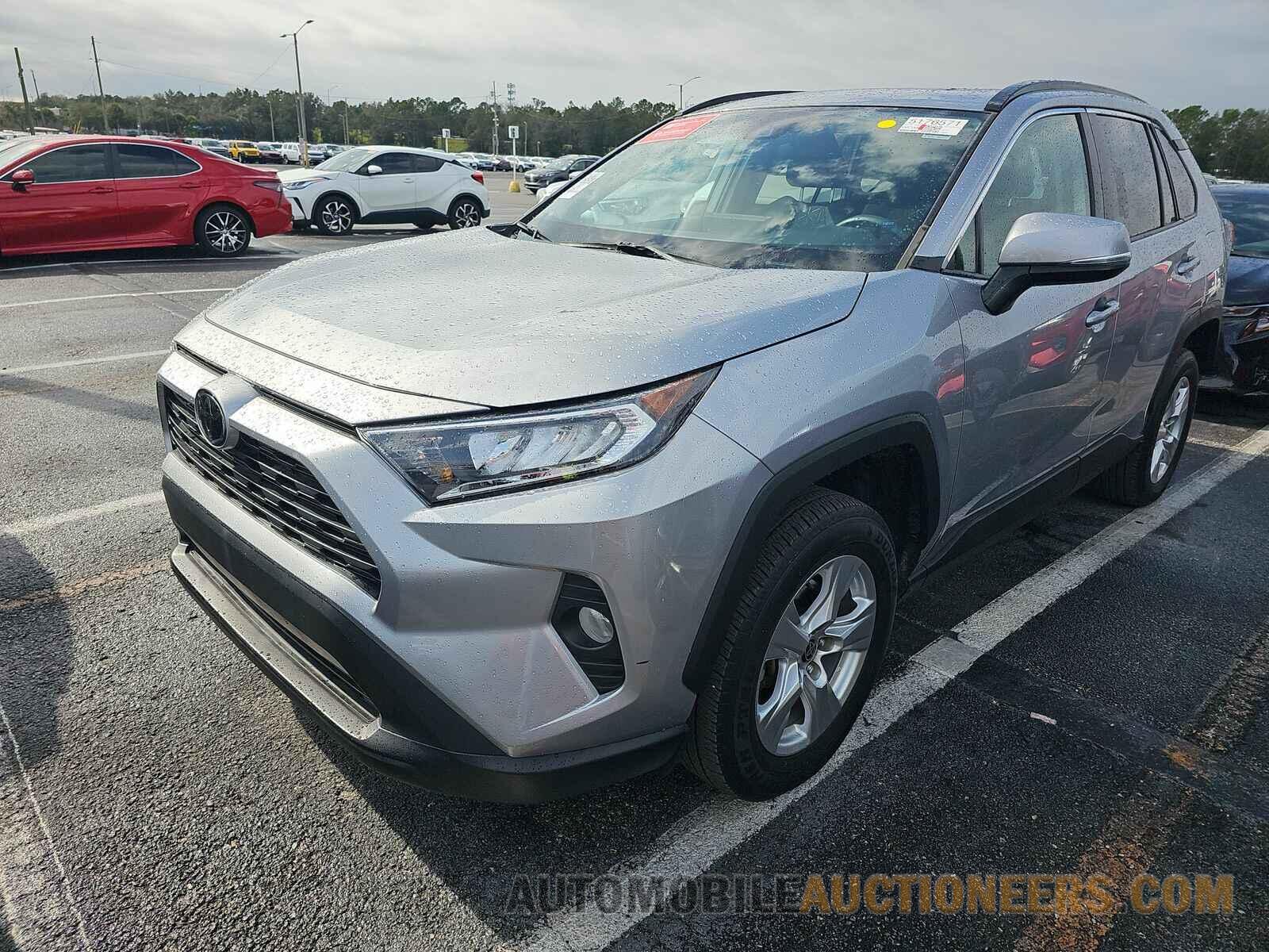 2T3W1RFV9MC120476 Toyota RAV4 2021