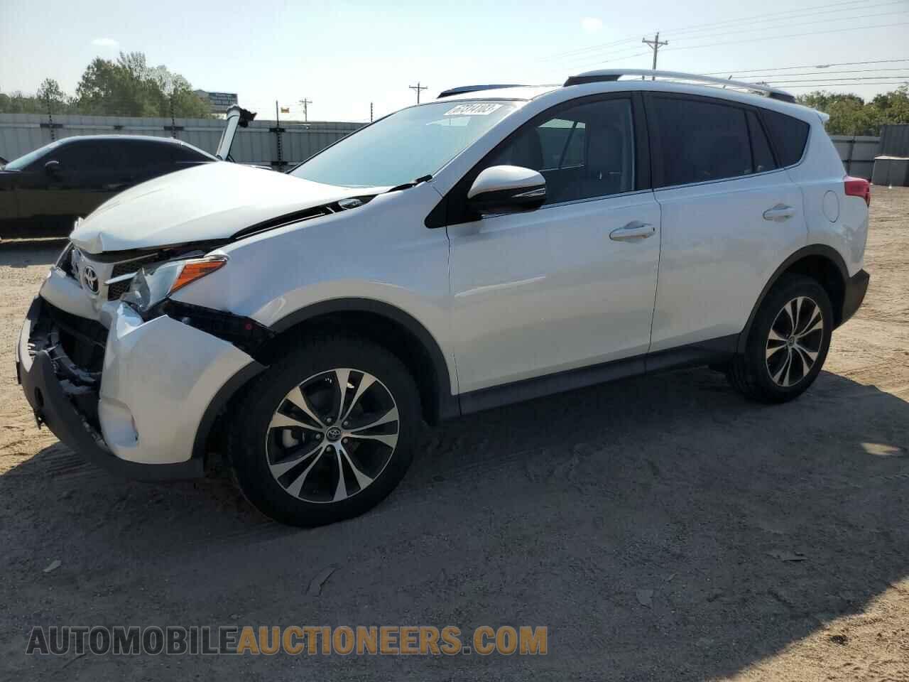 2T3YFREV2FW137732 TOYOTA RAV4 2015
