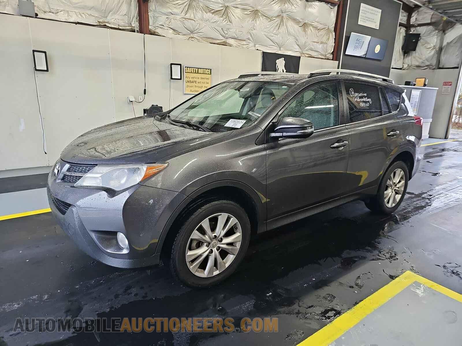 2T3YFREV8FW207475 Toyota RAV4 2015